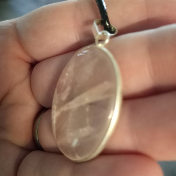 Rose Quartz pendant necklace - Picture 8 of 9